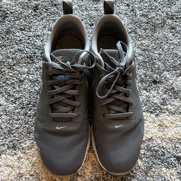 Nike Air Max Tavas - Picture 2 of 8